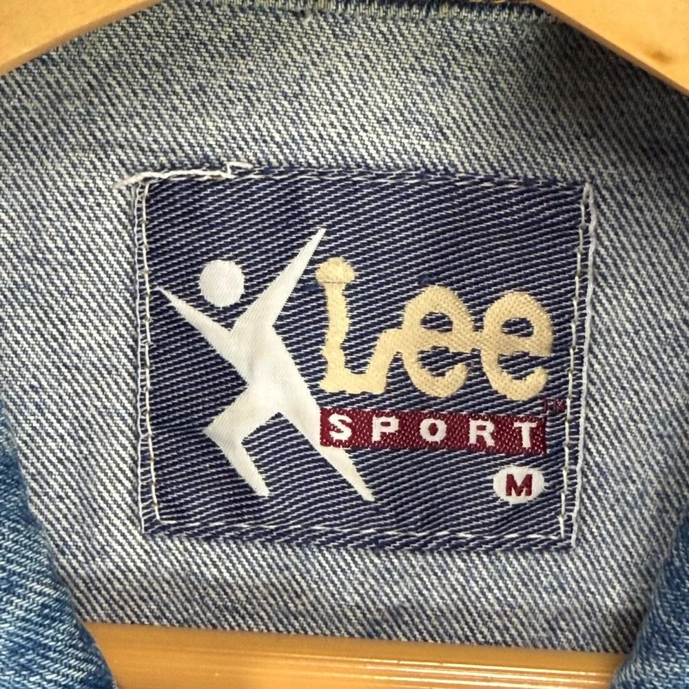 Vintage LEE Sport Denim Trucker Jacket Mens M Blue Made In Hong Kong